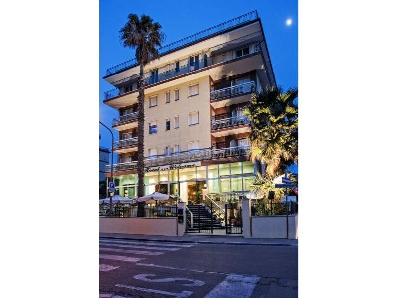 Hotel Welcome Σαν Μπενεντέτο ντελ Τρόντο Εξωτερικό φωτογραφία