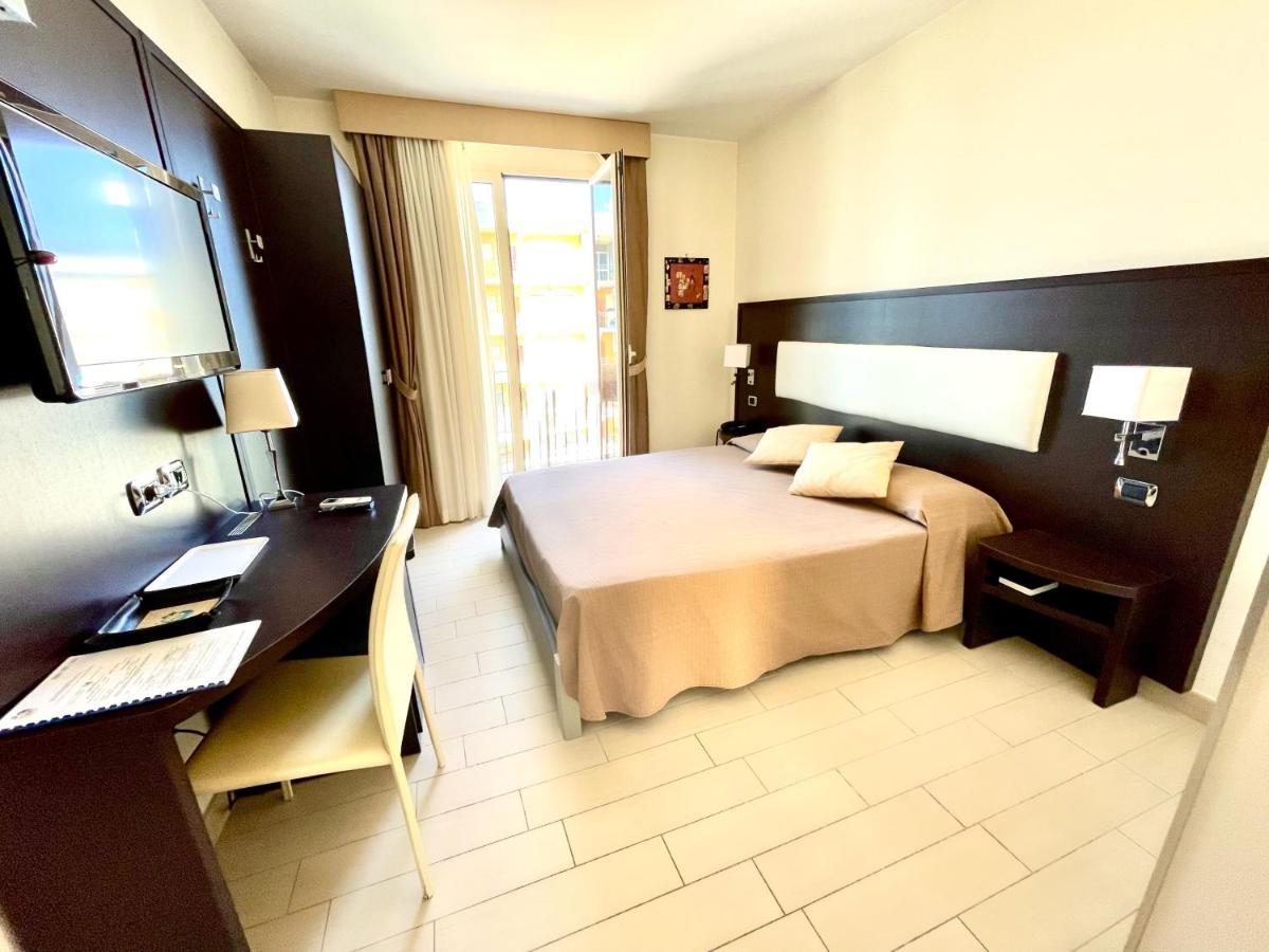 Hotel Welcome Σαν Μπενεντέτο ντελ Τρόντο Εξωτερικό φωτογραφία