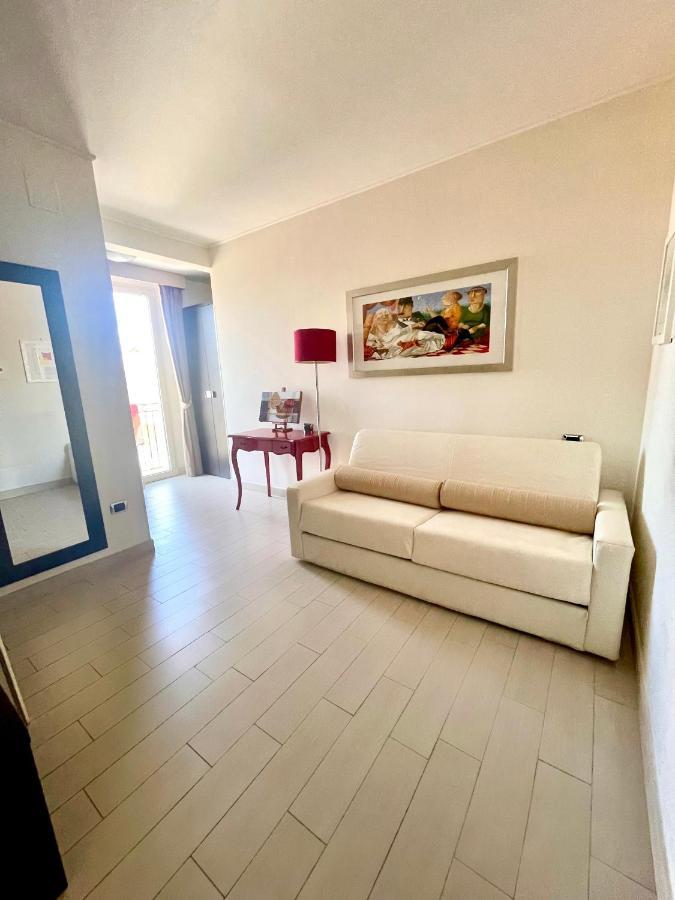 Hotel Welcome Σαν Μπενεντέτο ντελ Τρόντο Εξωτερικό φωτογραφία
