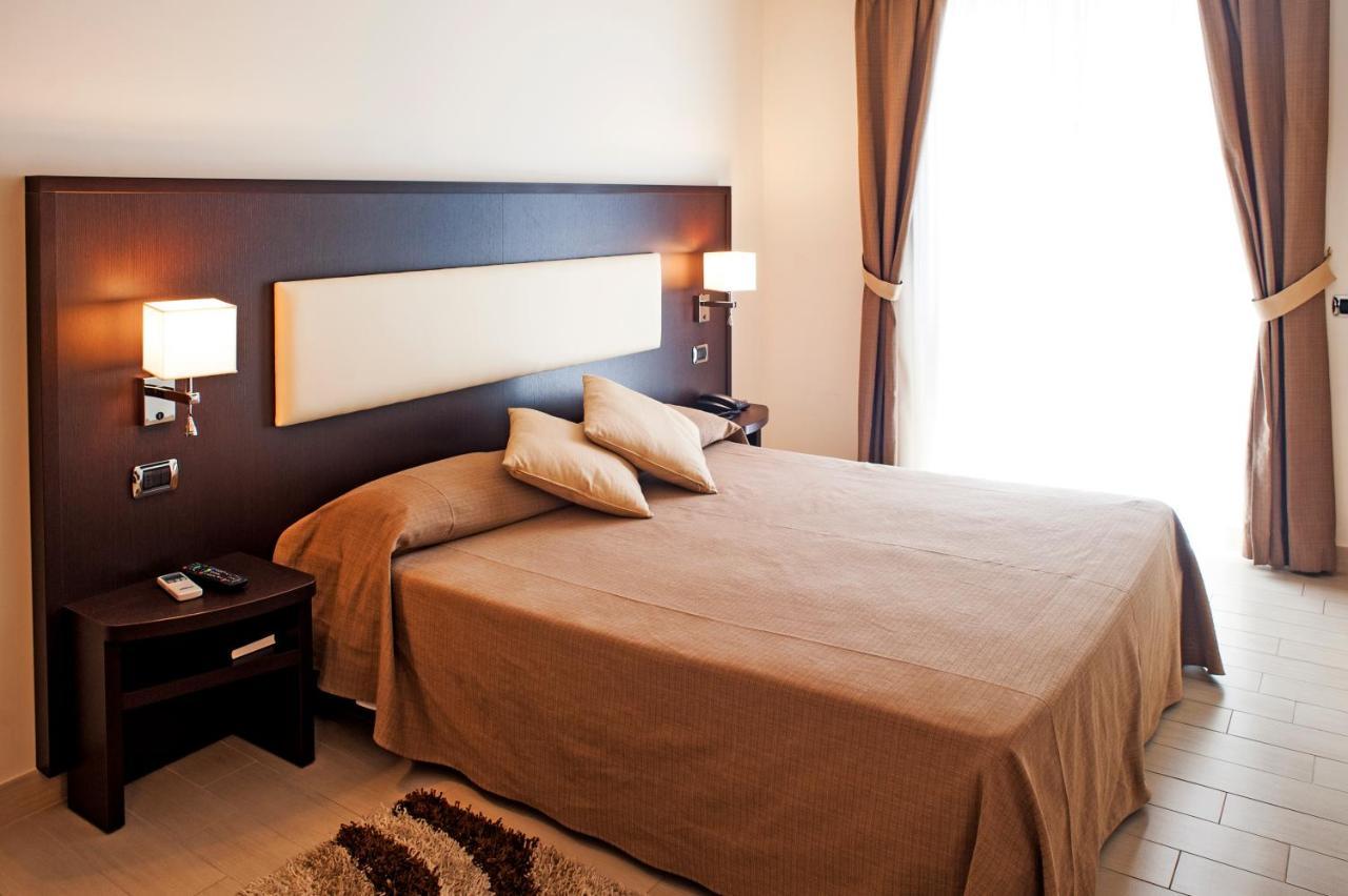 Hotel Welcome Σαν Μπενεντέτο ντελ Τρόντο Εξωτερικό φωτογραφία