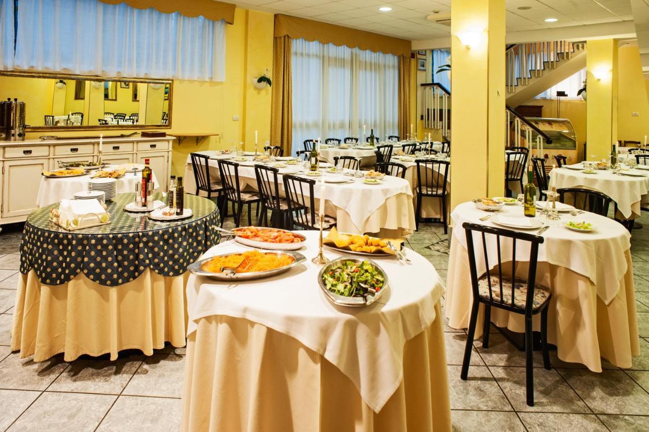 Hotel Welcome Σαν Μπενεντέτο ντελ Τρόντο Εξωτερικό φωτογραφία